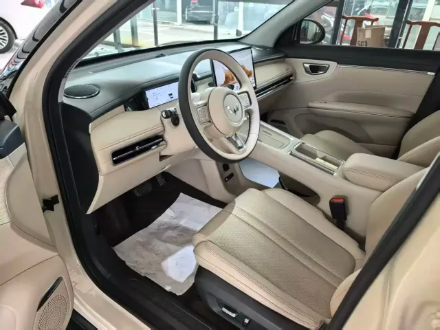 Wuling Motors Wuling Bingo S 2025 Model Base Version — Фото автомобиля 4
