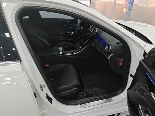 Mercedes-Benz C-Class — Фото автомобиля 8