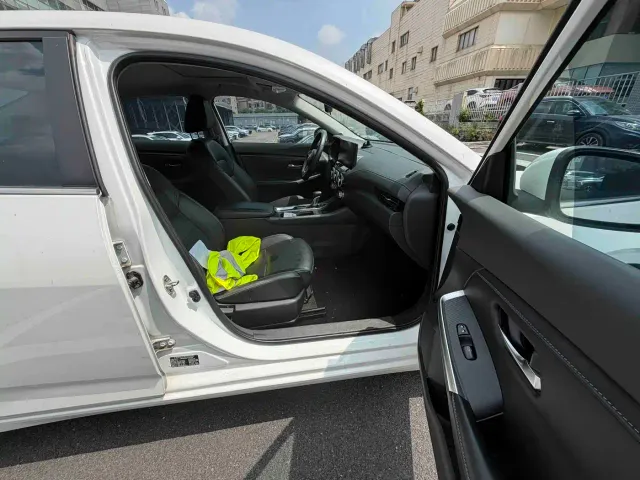 Nissan Sylphy — Фото автомобиля 14