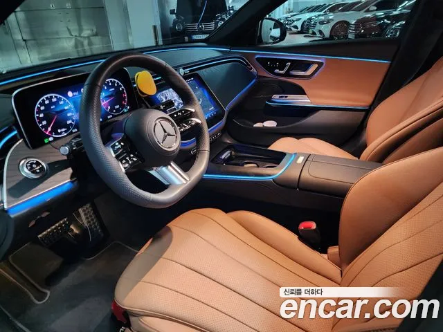 Mercedes-Benz E-Class — Фото автомобиля 4