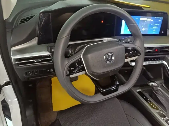Changan CS35 Plus — Фото автомобиля 10