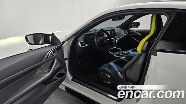 BMW M4 — Фото автомобиля 8