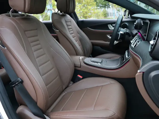 Mercedes-Benz E-Class — Фото автомобиля 18