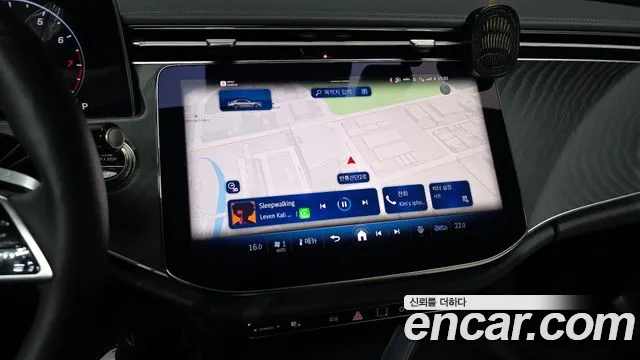 Mercedes-Benz E-Class — Фото автомобиля 16