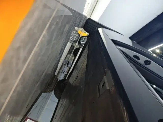 Li Auto MEGA — Фото автомобиля 21