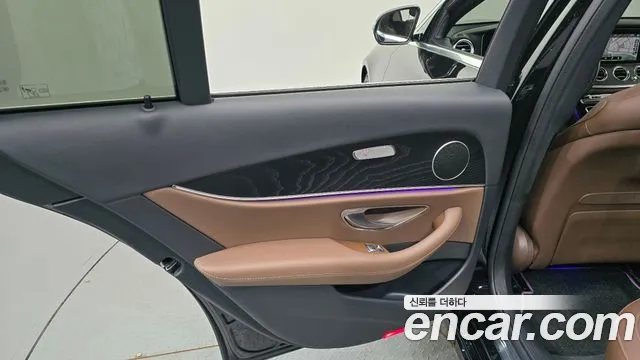 Mercedes-Benz E-Class W213 — Фото автомобиля 14