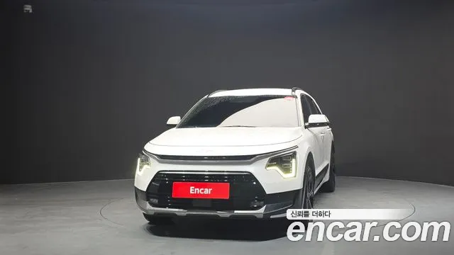 Kia Niro The All New Niro Signature — Фото автомобиля 3