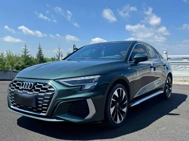 Фотография автомобиля — Audi A3