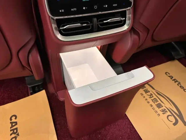 Aito M7 — Фото автомобиля 15