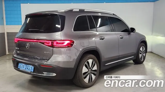 Mercedes-Benz EQB — Фото автомобиля 2