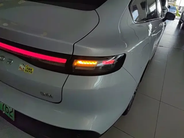 Leapmotor Leapmotor B01 2026 550 LiDAR Edition — Фото автомобиля 7