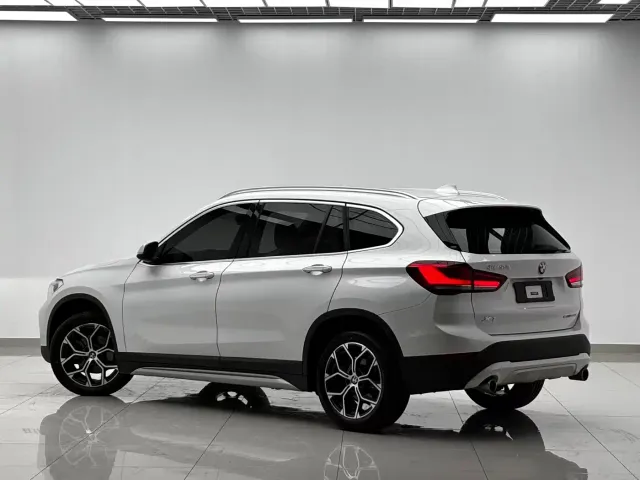 BMW BMW X1 2022 sDrive20Li Premium — Фото автомобиля 5