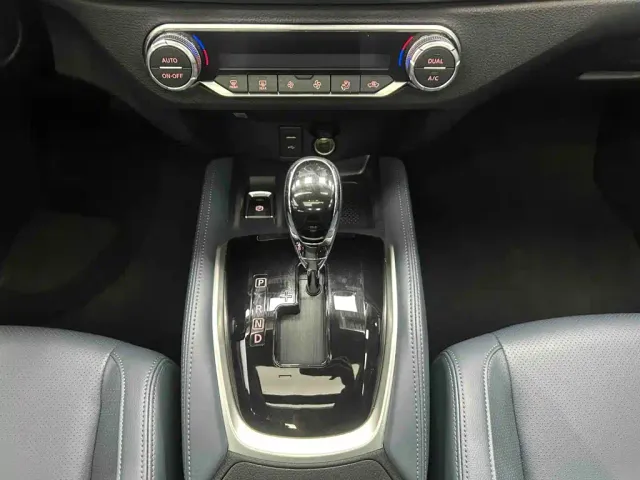 Nissan X-Trail — Фото автомобиля 12