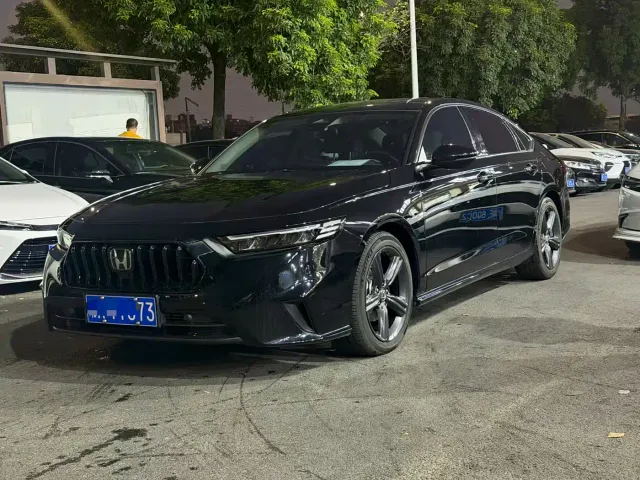 Фотография автомобиля — Honda Inspire