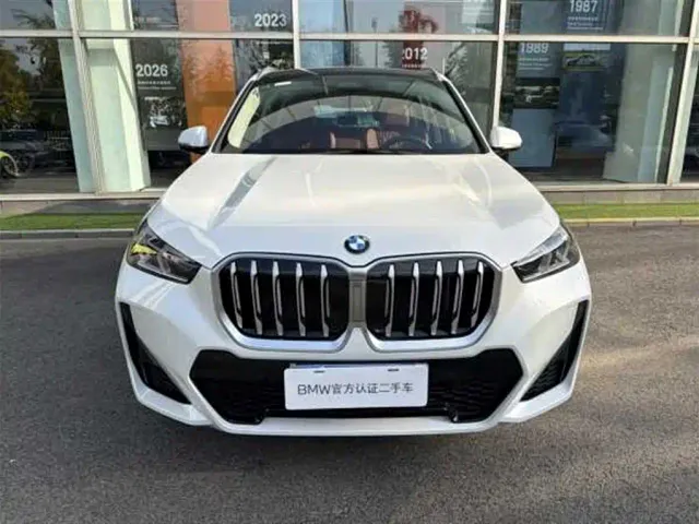 BMW X1 — Фото автомобиля 2
