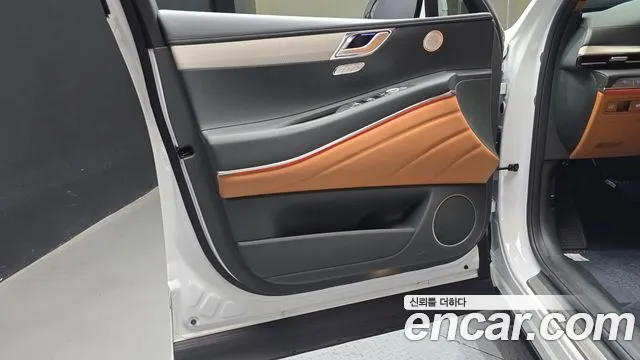 Genesis GV80 — Фото автомобиля 24