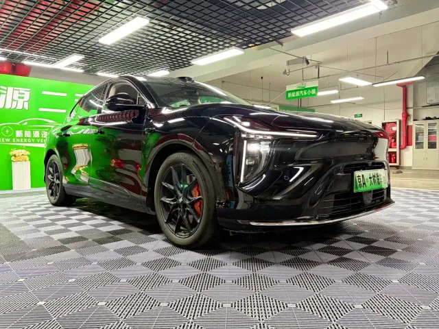 IM Motors LS6 — Фото автомобиля 3