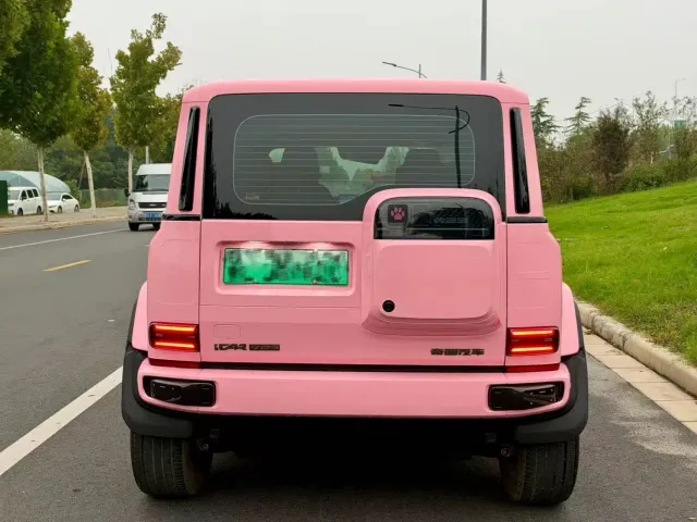 iCAR V23 — Фото автомобиля 4