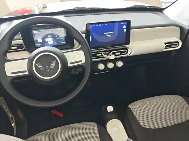 Wuling Hongguang Mini EV — Фото автомобиля 9