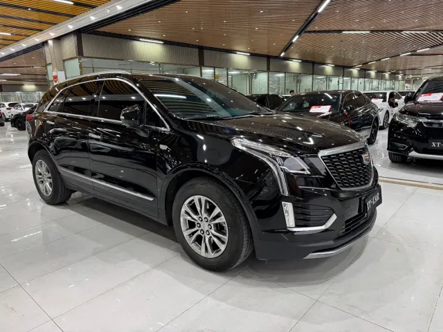 Cadillac XT5 — Фото автомобиля 3