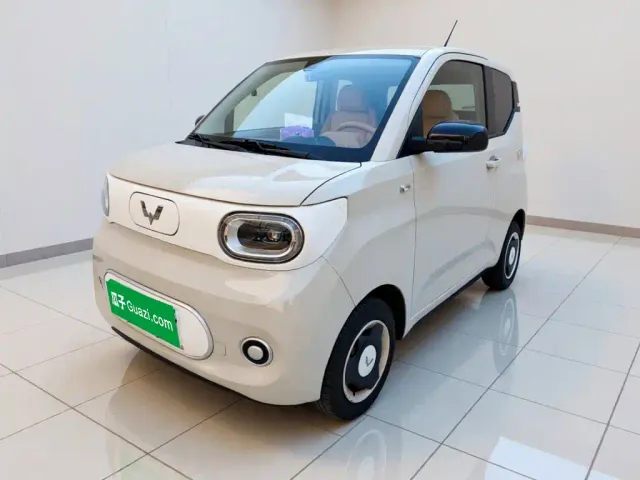 Фотография автомобиля — Wuling Hongguang Mini EV