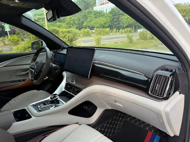 BYD Song Pro — Фото автомобиля 13
