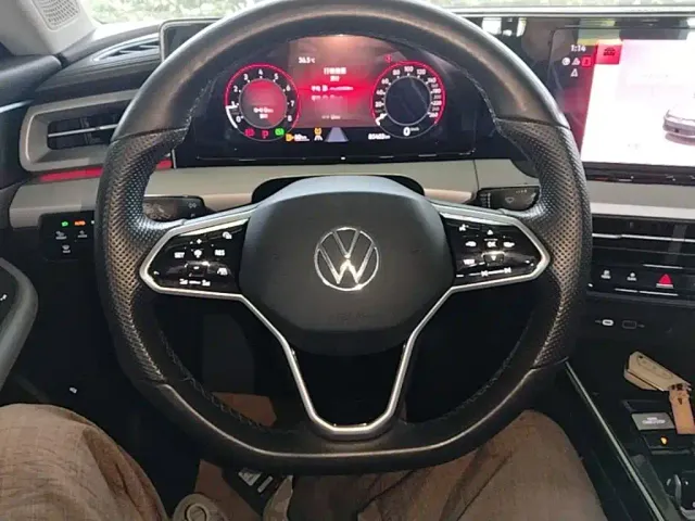 Volkswagen Lamando — Фото автомобиля 10