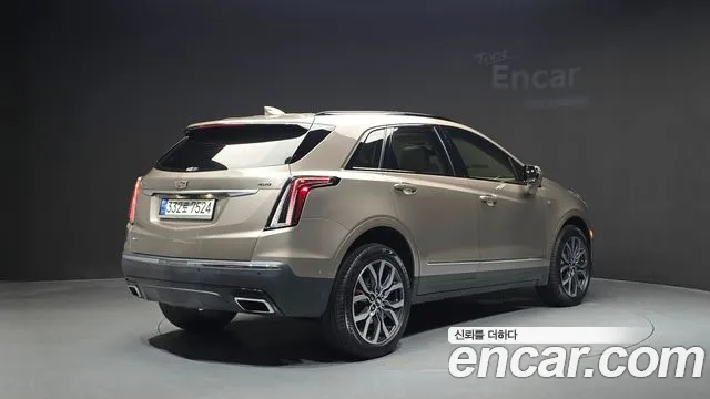 Cadillac XT5 — Фото автомобиля 2