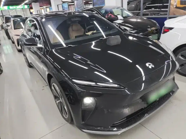 Nio ET5 Touring — Фото автомобиля 3