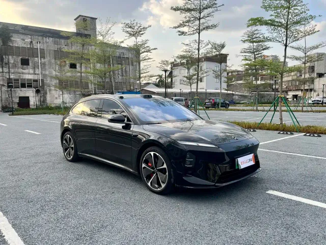 Nio ET5 Touring — Фото автомобиля 3