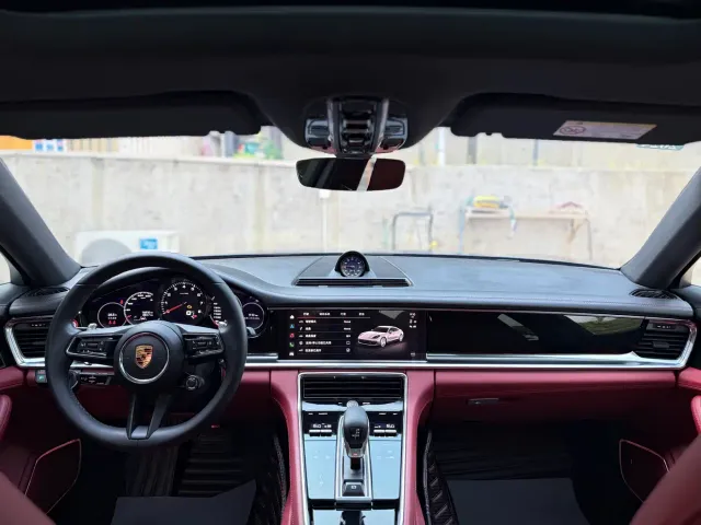 Porsche Panamera — Фото автомобиля 12