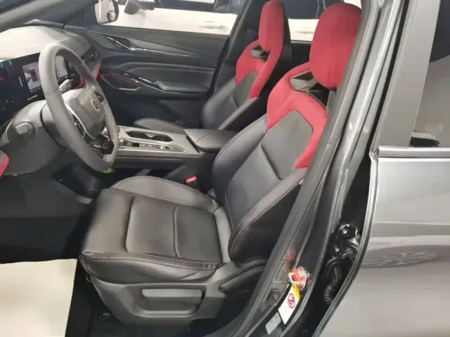 Changan X5 Plus — Фото автомобиля 14