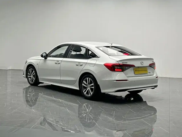 Honda Civic — Фото автомобиля 4
