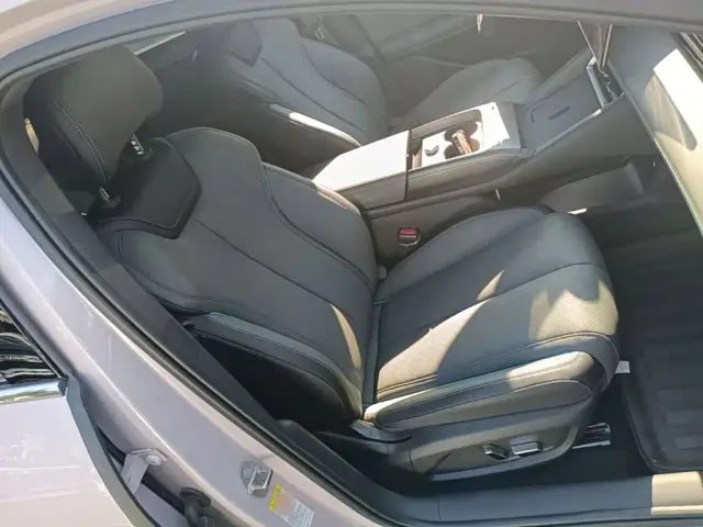 BYD Qin L — Фото автомобиля 24