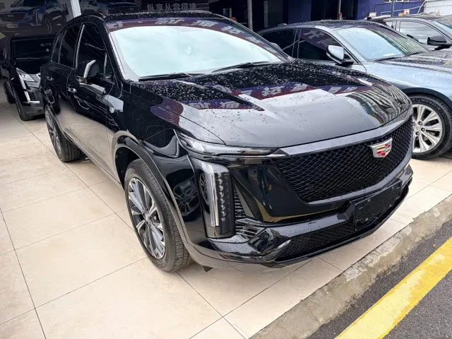 Cadillac XT5 — Фото автомобиля 3