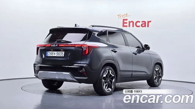 Kia Seltos — Фото автомобиля 2