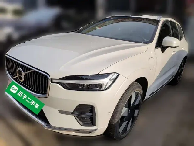 Фотография автомобиля — Volvo XC60