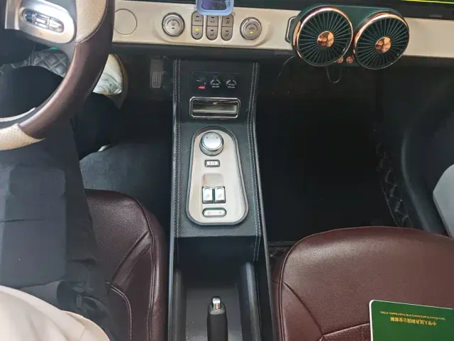 Changan Lumin — Фото автомобиля 16