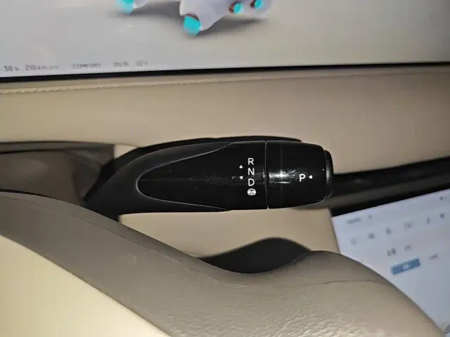 IM Motors LS6 — Фото автомобиля 13