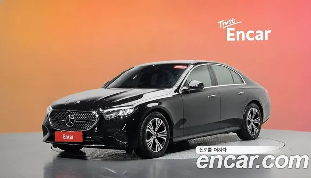 Фотография автомобиля — Mercedes-Benz E-Class W214
