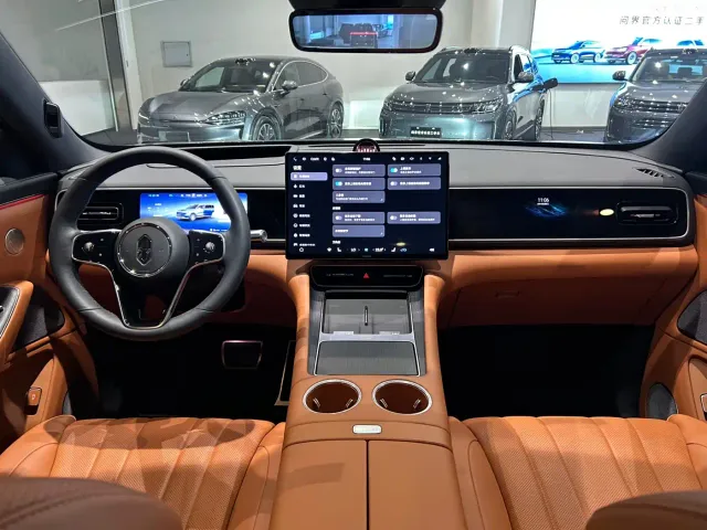Aito M7 — Фото автомобиля 14