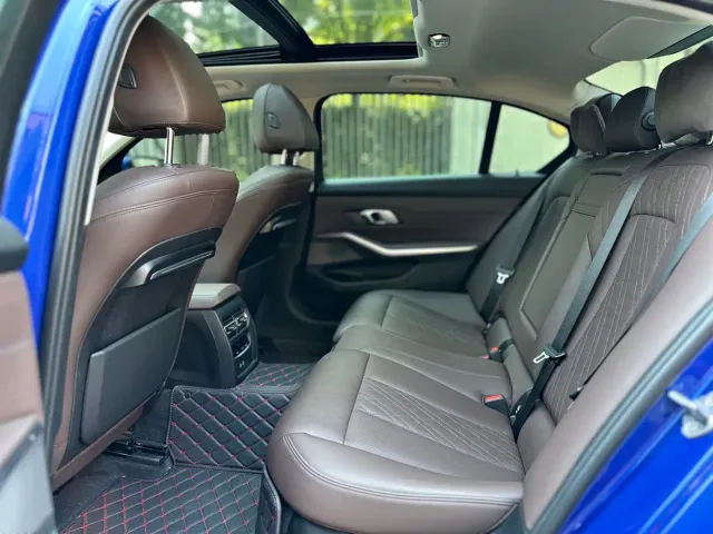 BMW 3 Series — Фото автомобиля 14