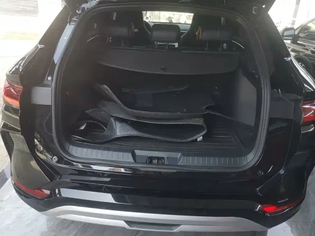 BYD Song PLUS — Фото автомобиля 4