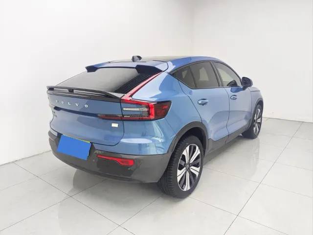 Volvo C40 — Фото автомобиля 12