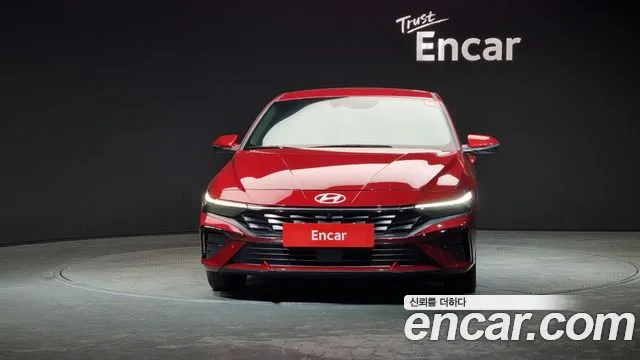 Hyundai Avante CN7 — Фото автомобиля 3