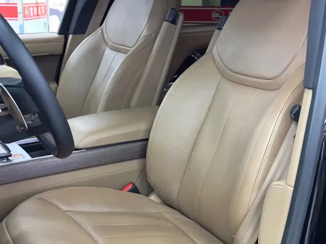 Land Rover Range Rover — Фото автомобиля 11