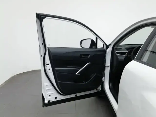 Toyota Frontlander — Фото автомобиля 8