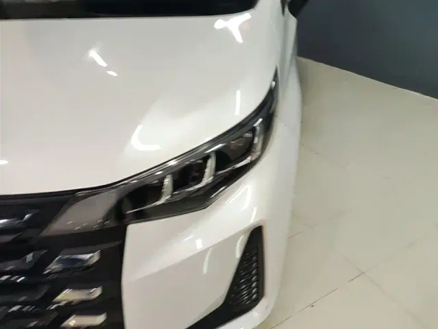 GAC Trumpchi M6 — Фото автомобиля 23