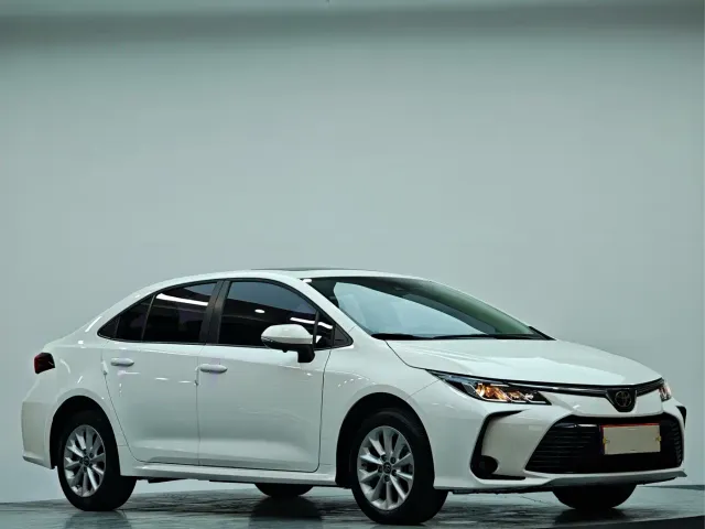Toyota Corolla — Фото автомобиля 3