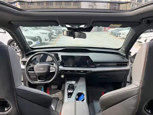 Changan Z6 — Фото автомобиля 15